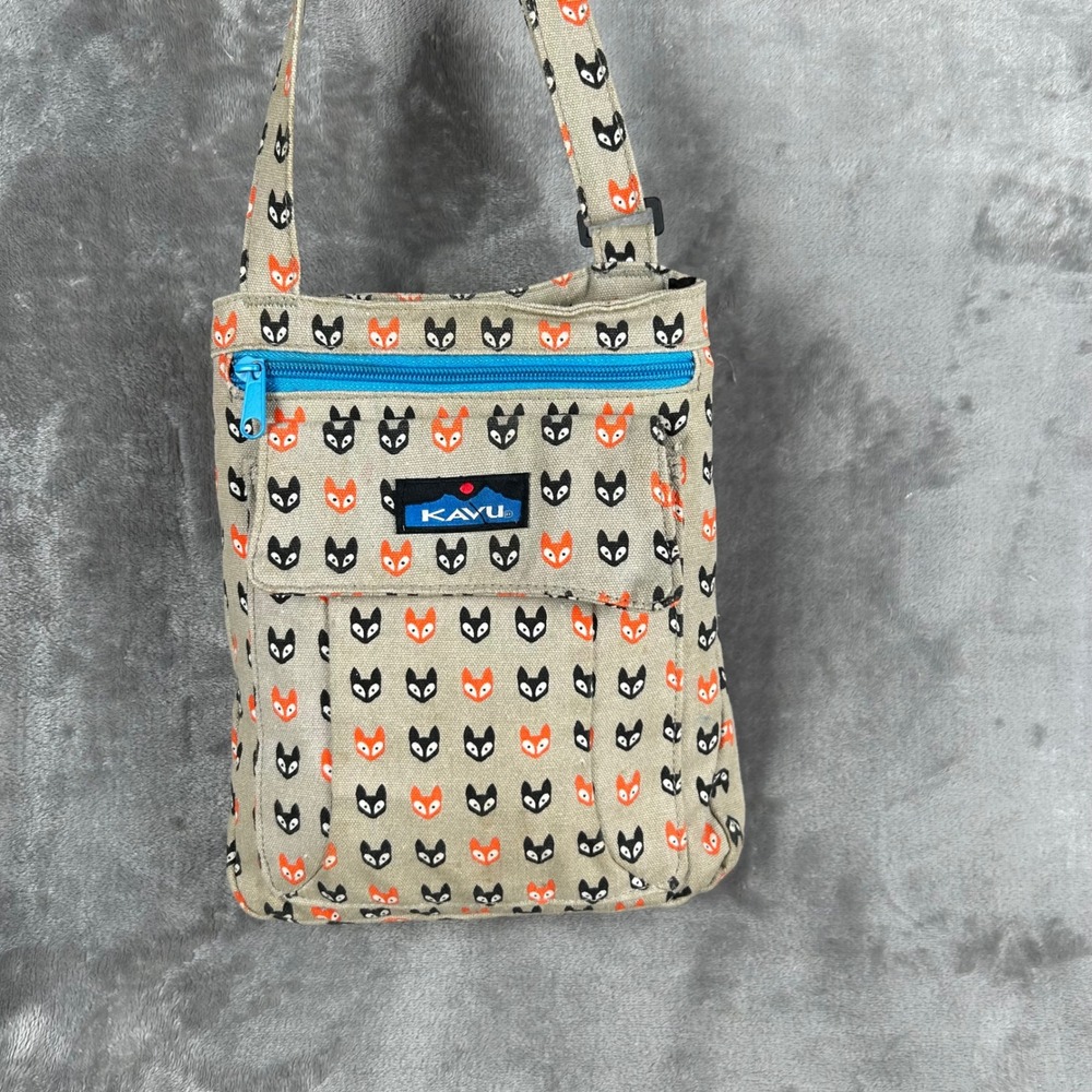 KAVU Keeper Crossbody Bag Tan Fox Print Canvas Adjustable Strap Small Purse